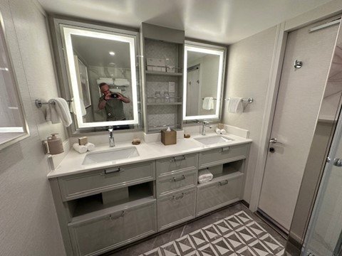 oceania-allura-bad-penthouse-suite