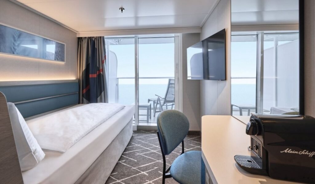 einzelkabine-balkon-mein-schiff-relax-foto-tui-cruises