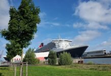 Auf Kreuzfahrt mit Queen Mary 2 queen-mary-2-am-terminal