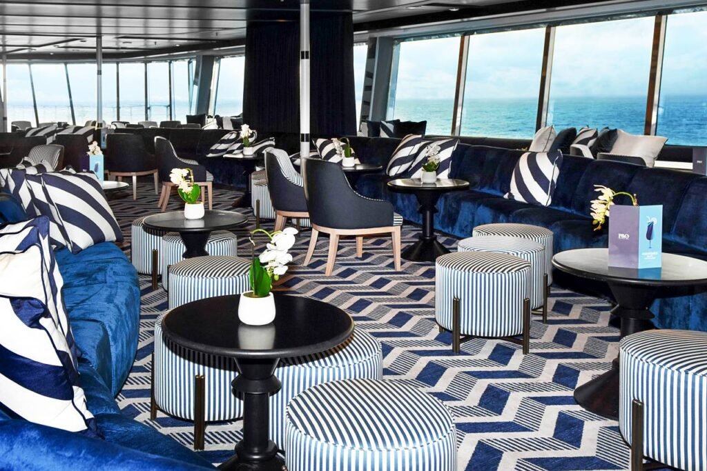 vasco-da-gama-dome-nightclub-foto-nicko-cruises